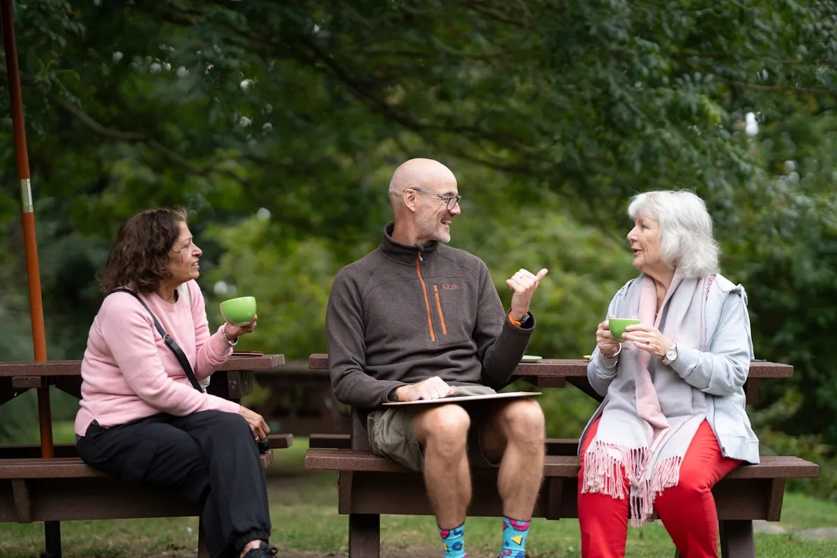 Why Your Best Friendships Have a Rhythm